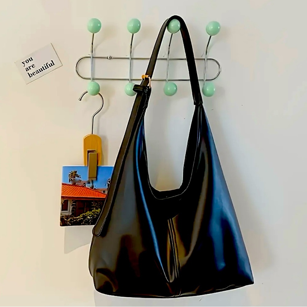 New - Vintage Style - Boho Faux Leather Shoulder Bag - Black